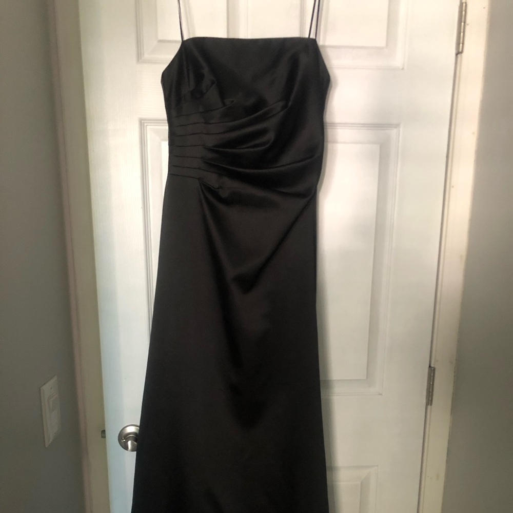Long strapless formal dress
